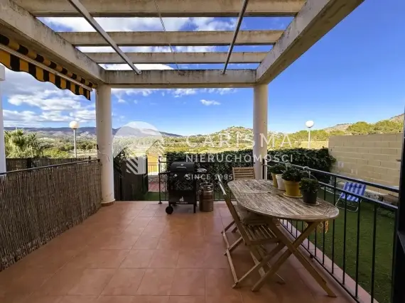 (4) Odremontowany bungalow na terenie zamkniętego osiedla w Calpe