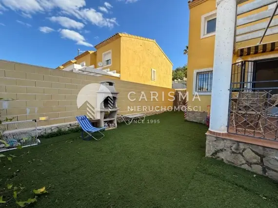 (6) Odremontowany bungalow na terenie zamkniętego osiedla w Calpe