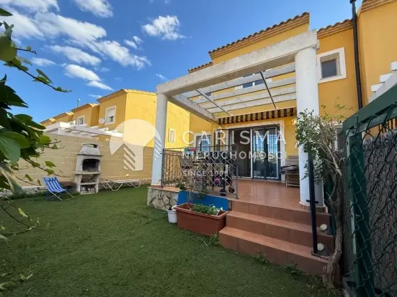 (7) Odremontowany bungalow na terenie zamkniętego osiedla w Calpe