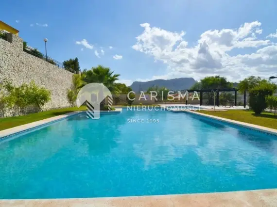 (34) Odremontowany bungalow na terenie zamkniętego osiedla w Calpe