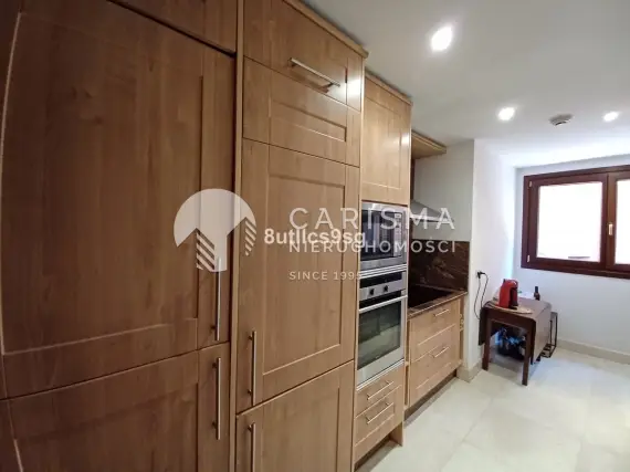 (22) Apartament w nadmorskim kompleksie z udogodnieniami