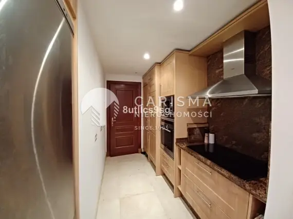 (24) Apartament w nadmorskim kompleksie z udogodnieniami