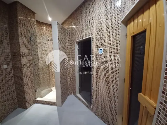 (38) Apartament w nadmorskim kompleksie z udogodnieniami