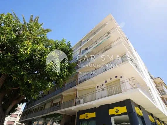 (18) Apartament w unikalnej lokalizacji starego miasta w pierwszej linii plaży