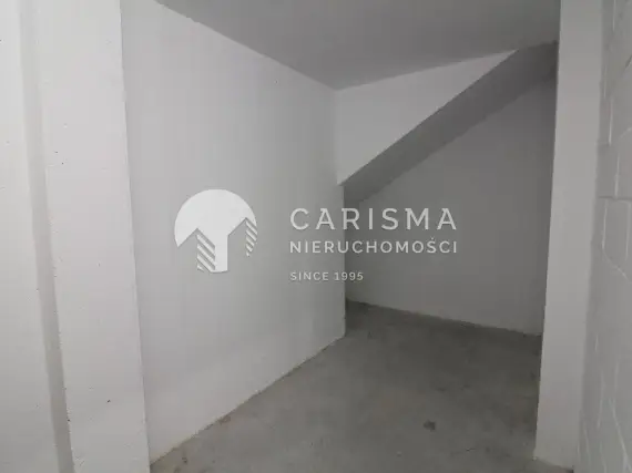 (24) Nowoczesny apartament parterowy w prestiżowej dzielnicy Fuengiroli