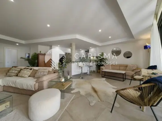 (6) Parterowy apartament w nowoczesnym kompleksie 5 minut od plaży