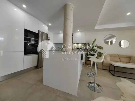 (12) Parterowy apartament w nowoczesnym kompleksie 5 minut od plaży