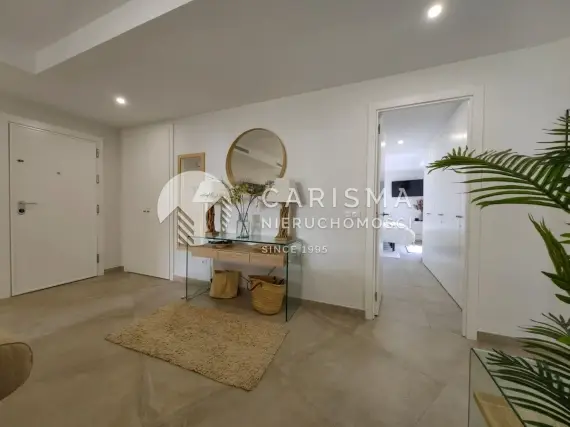 (18) Parterowy apartament w nowoczesnym kompleksie 5 minut od plaży