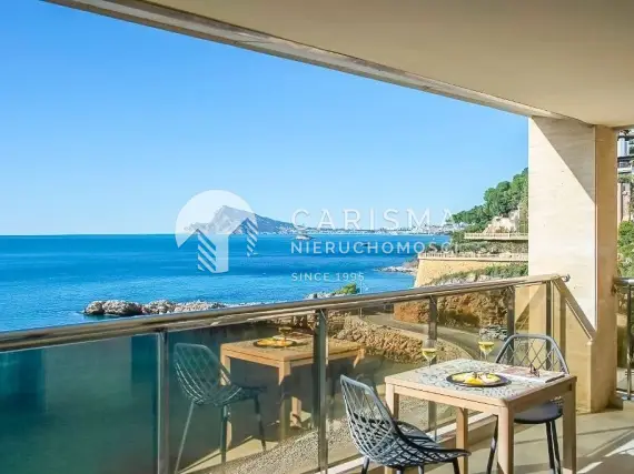 (9) Apartament w pierwszej linii brzegowej w Mascarat, Altea
