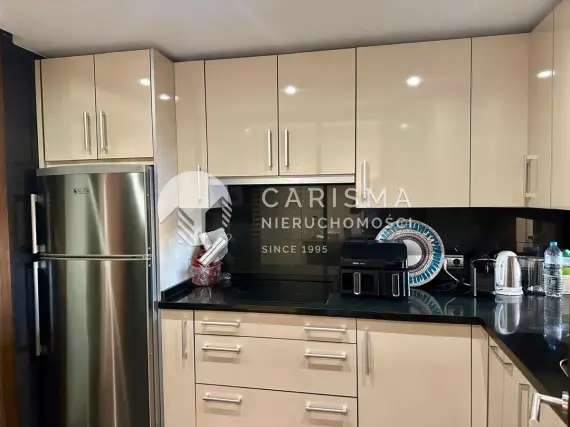 (5) Wyjątkowy Apartament z Widokiem na Morze w Esteponie