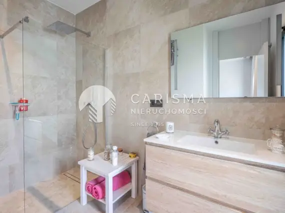 (8) Nowoczesna willa w Finestrat, Costa Blanca