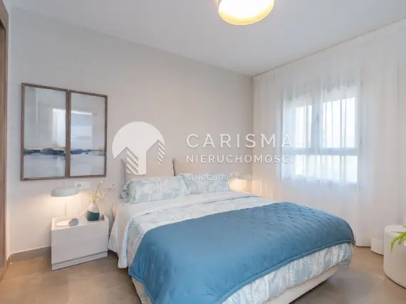 (22) Ostatni penthouse w tej inwestycji, przy polach golfowych, Estepona