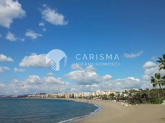 (37) Ostatni penthouse w tej inwestycji, przy polach golfowych, Estepona