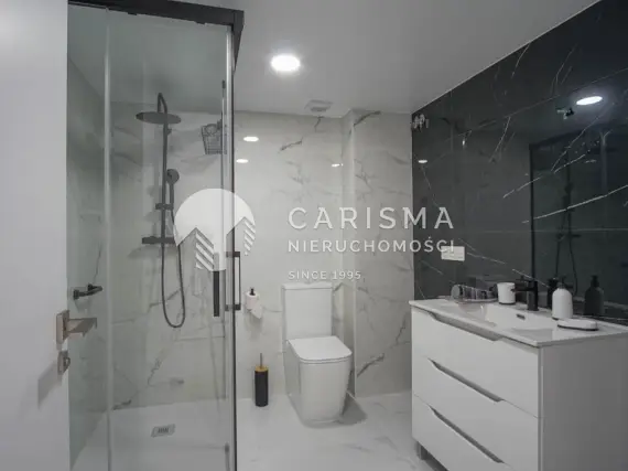 (13) Apartament w Benidorm - Luksus i Spokój na Costa Blanca