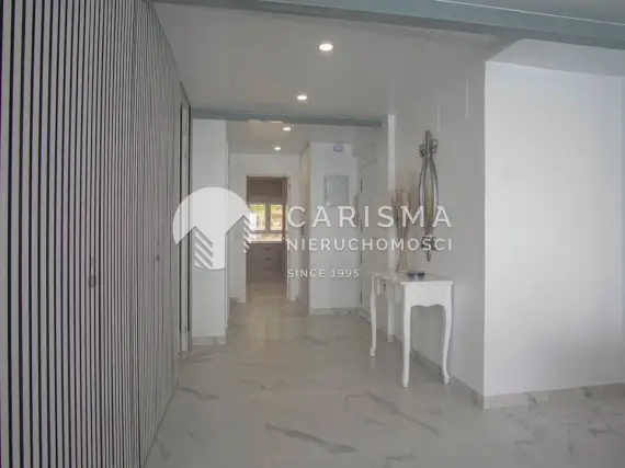 (14) Apartament w Benidorm - Luksus i Spokój na Costa Blanca