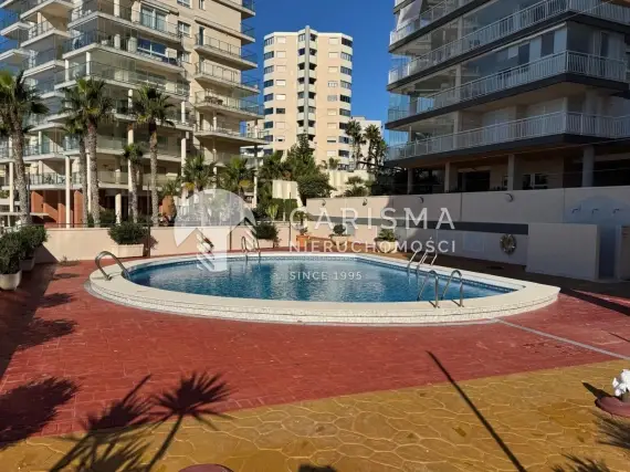 Przestronny apartament przy plaży z panoramicznym widokiem na port i zatokę – Calpe 2