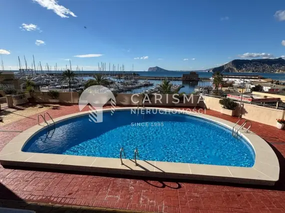 (5) Przestronny apartament przy plaży z panoramicznym widokiem na port i zatokę – Calpe
