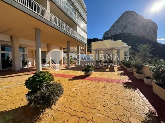 (18) Przestronny apartament przy plaży z panoramicznym widokiem na port i zatokę – Calpe