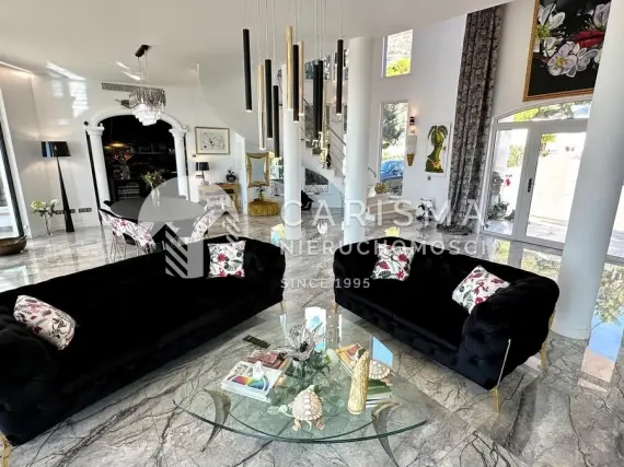 (10) Elegancka willa z widokiem na morze w Altea la Vella