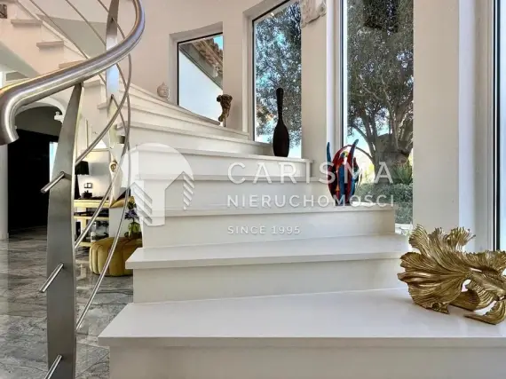 (11) Elegancka willa z widokiem na morze w Altea la Vella