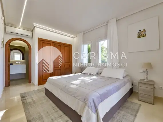 (30) Wyjątkowa willa w Altea na Costa Blanca