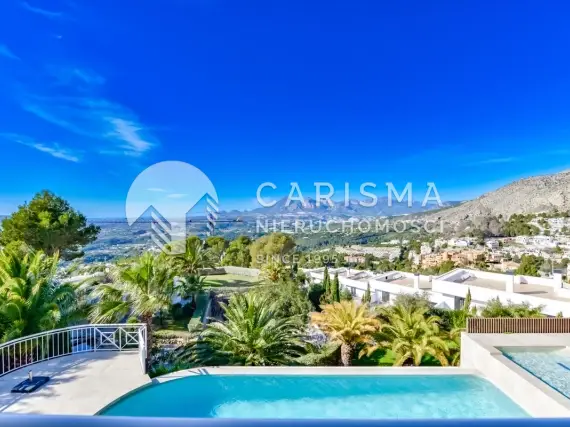 (40) Wyjątkowa willa w Altea na Costa Blanca