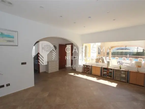 (27) Parterowa willa w Calpe
