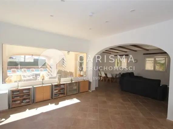(28) Parterowa willa w Calpe