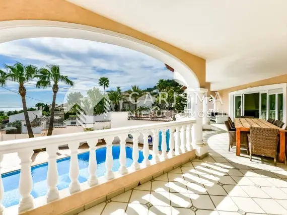 (9) Willa z widokiem na morze w Calpe
