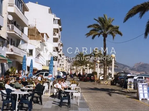 (26) Wyremontowany apartament w pierwszej linii brzegowej, Altea, Costa Blanca