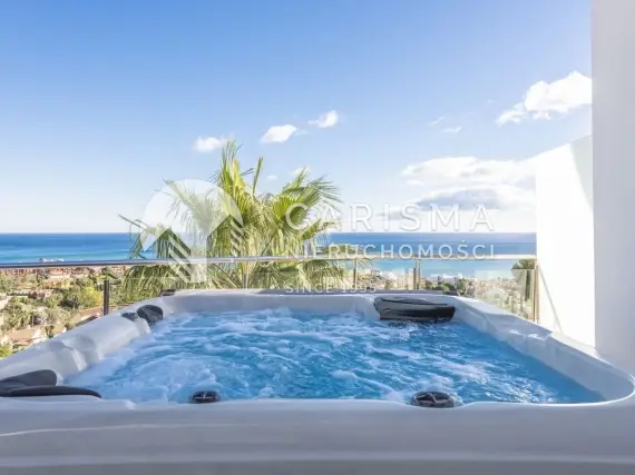 (11) Wyjątkowy Apartament w Fuengirola, Costa del Sol