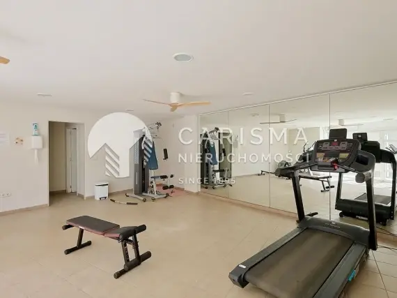 (21) Dwupoziomowy penthouse na sprzedaż w Jávea – zaledwie kilka kroków od plaży Playa del Arenal, Javea