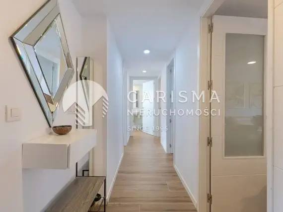 (8) Nowoczesny apartament blisko Playa Arenal, Javea