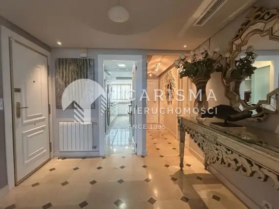 (4) Ekskluzywny Apartament przy plaży Levante – Spektakularne Widoki