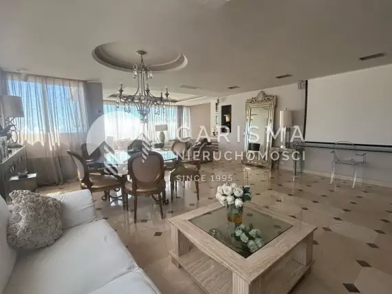 (7) Ekskluzywny Apartament przy plaży Levante – Spektakularne Widoki