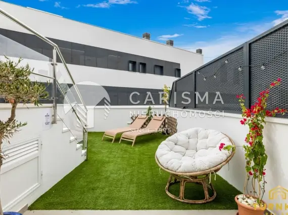 (21) Ekskluzywny apartament z prywatnym basenem i licencją najmu – Estepona, Costa del So