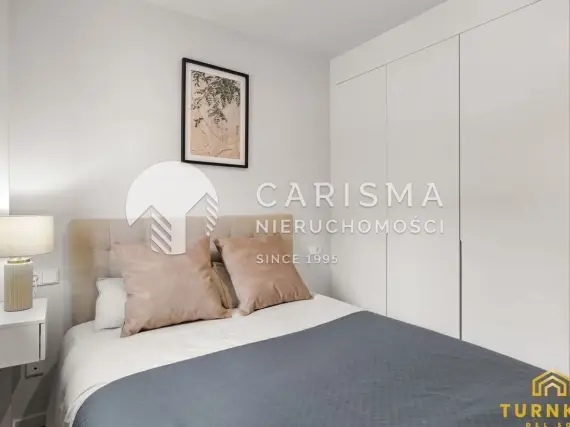 (37) Ekskluzywny apartament z prywatnym basenem i licencją najmu – Estepona, Costa del So