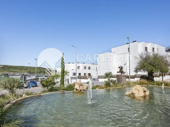 (22) Nowoczesny penthouse w sercu Estepony