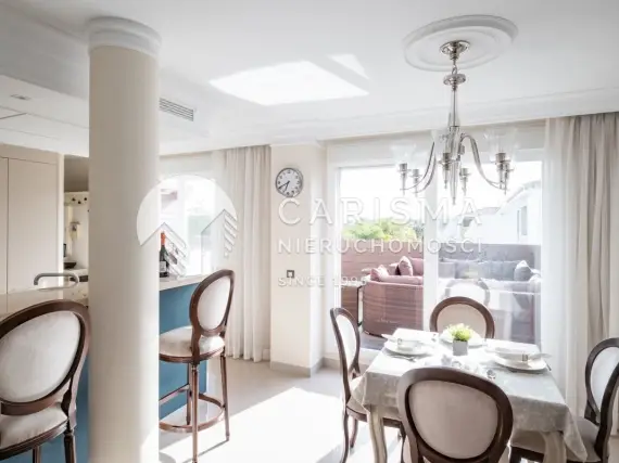(11) Apartament typu penthouse w Esteponie