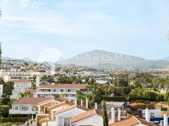 (19) Apartament typu penthouse w Esteponie