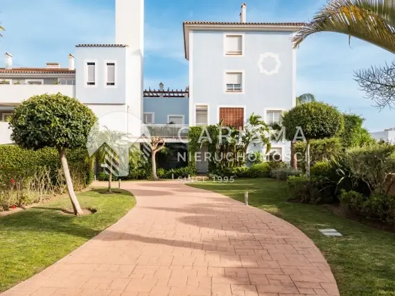 (25) Apartament typu penthouse w Esteponie