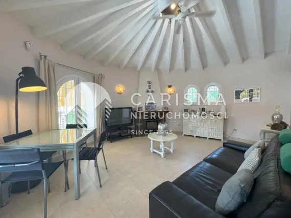 (18) Urokliwa willa w Calpe – Twój wymarzony dom w Hiszpanii