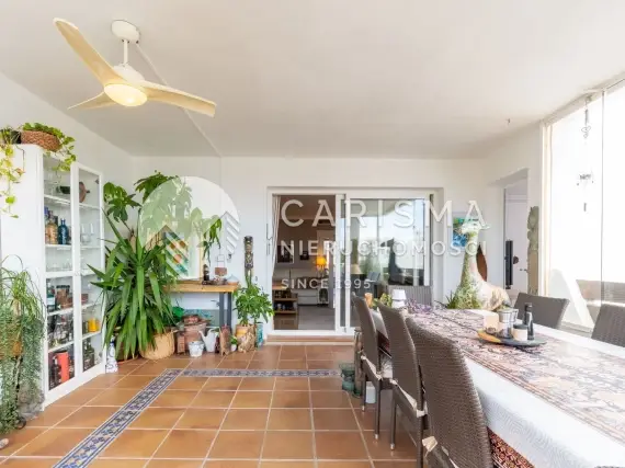 (15) Stylowy apartament z 3 sypialniami i kilkoma tarasami w Selwo, Estepona