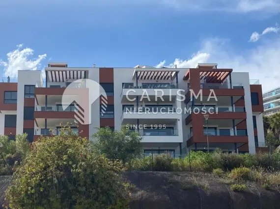 (4) Penthouse z prywatnym basenem i panoramicznymi widokami na morze, Fuengirola