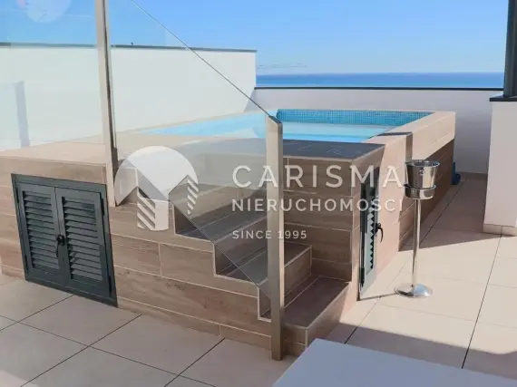 (18) Penthouse z prywatnym basenem i panoramicznymi widokami na morze, Fuengirola