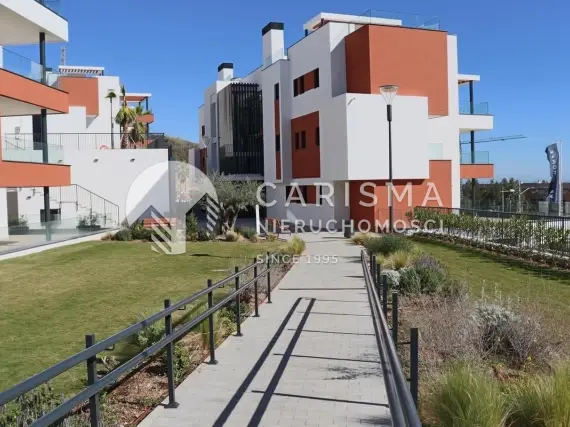 (25) Penthouse z prywatnym basenem i panoramicznymi widokami na morze, Fuengirola