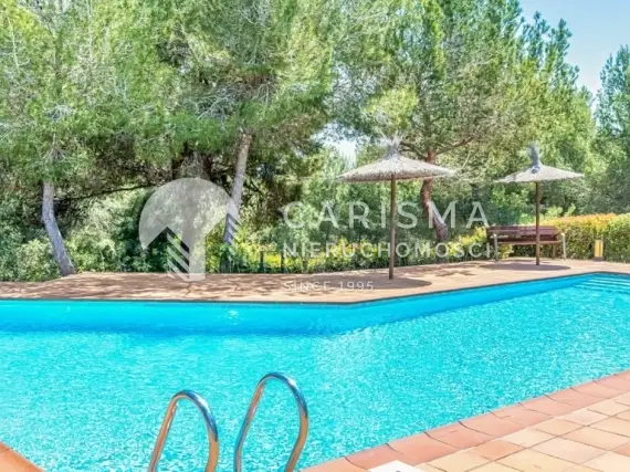 (25) Apartament narożny w Las Colinas Golf &amp; Country Club – 3 sypialnie, tarasy, baseny
