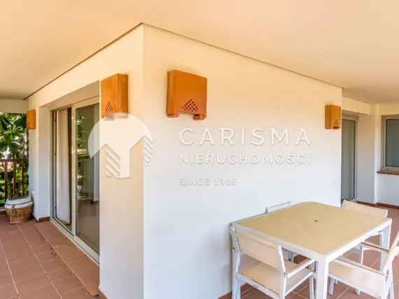 (34) Apartament narożny w Las Colinas Golf &amp; Country Club – 3 sypialnie, tarasy, baseny