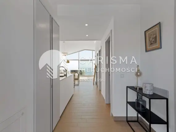 (23) Nowoczesny penthouse z tarasem i jacuzzi blisko plaży – La Reserva del Higuerón