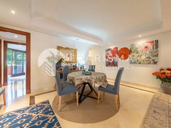 (17) Apartament na sprzedaż w Esteponie, Costa del Sol